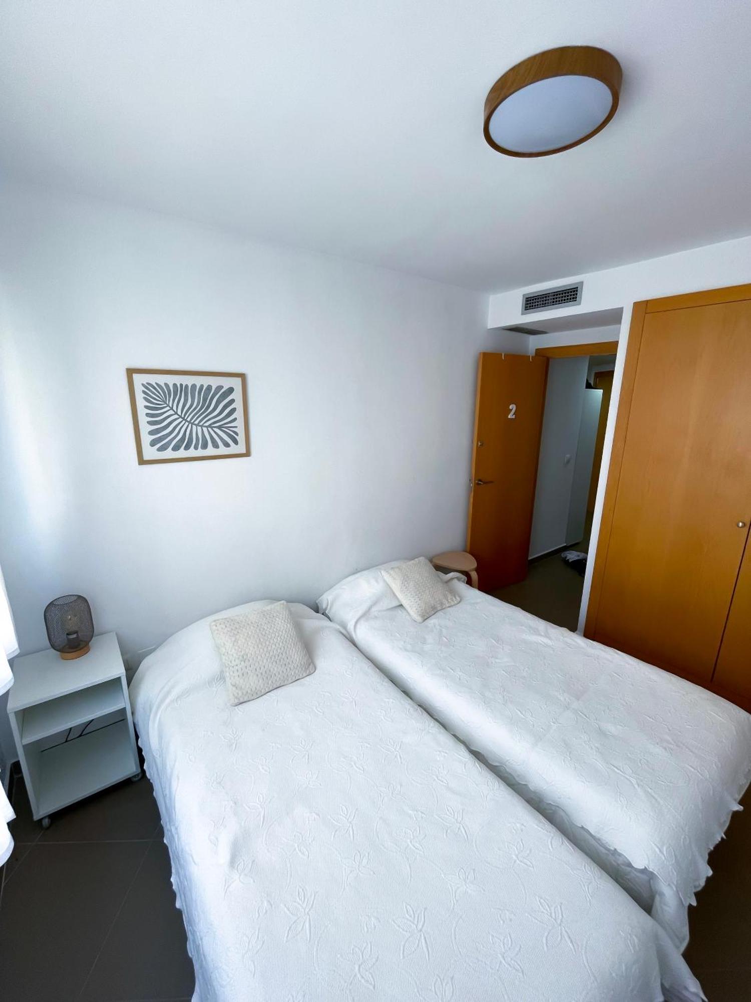 Habitaciones privadas con baño en piso céntrico Gandía Exterior foto